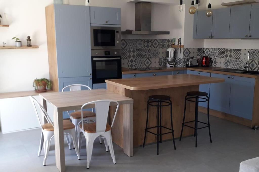 Maison Pierres De Provence Saint-Cannat Εξωτερικό φωτογραφία